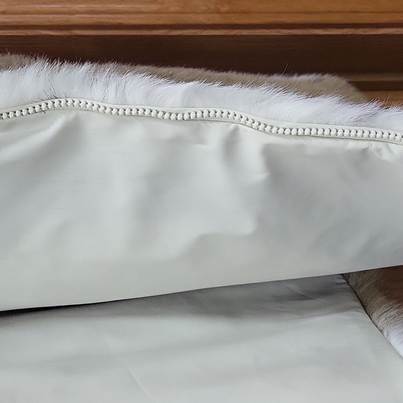 Faux Fur Reversible Vest - Picture 4 of 9